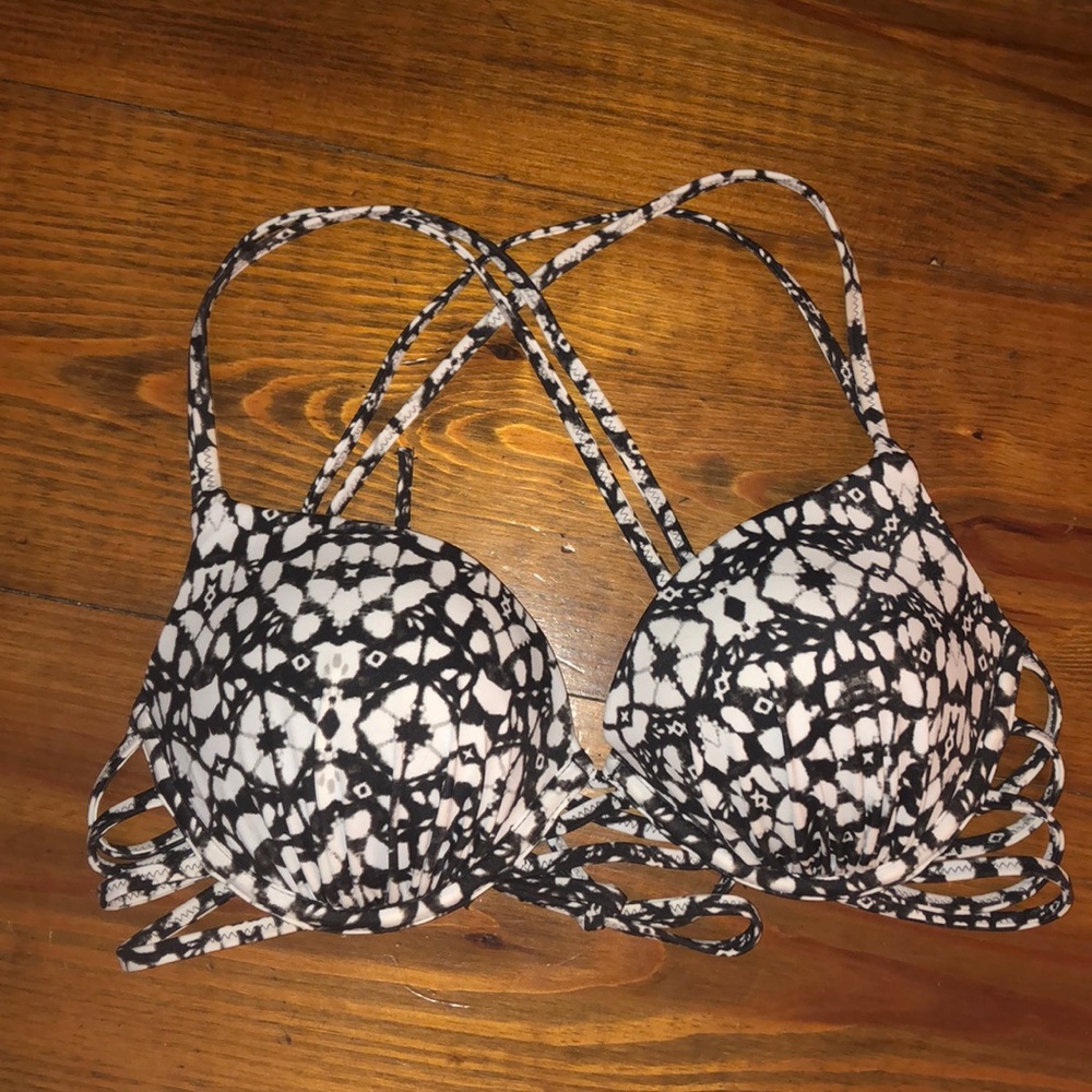 Black and white two piece bikini - Picture 5 of 5